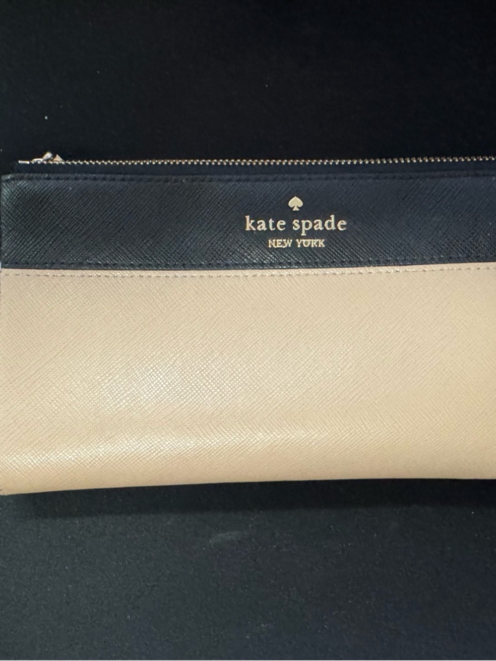 Kate Spade Two-Tone Black and Beige Zip Wristlet